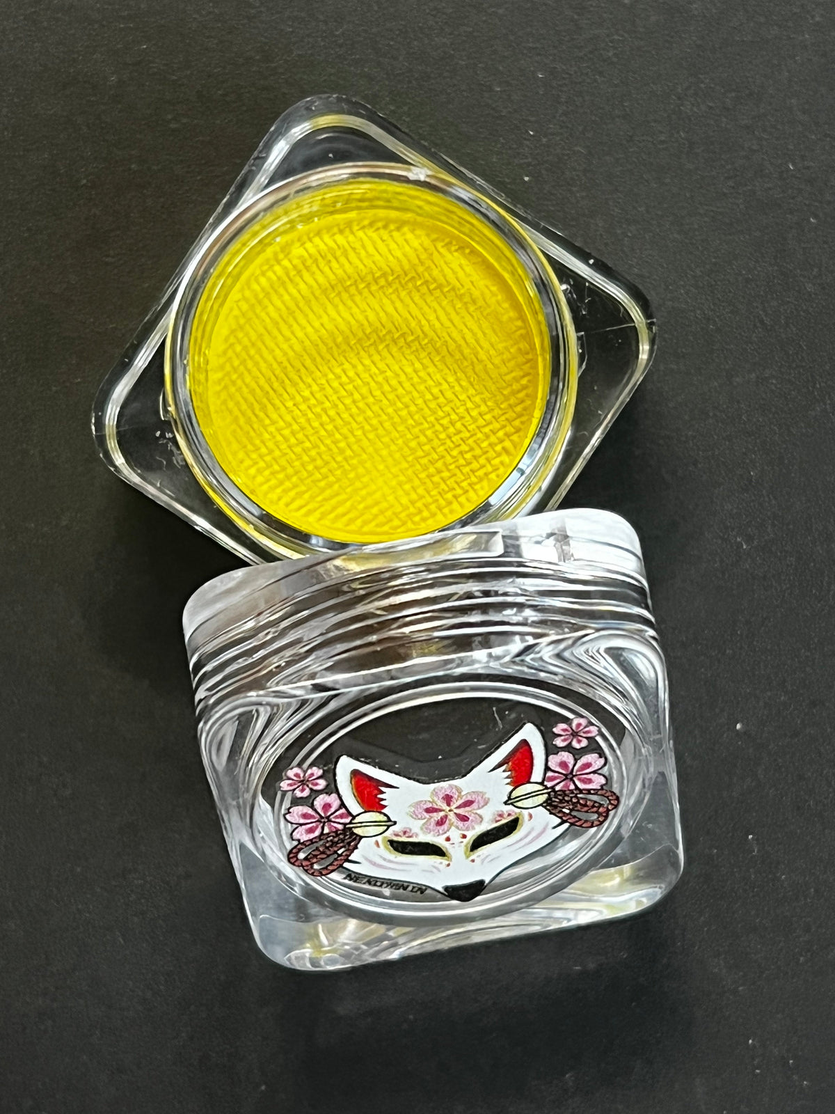 Nekoyanin Water-Activated Graphic Liner — 13 - Aureolin (Shiny Yellow)