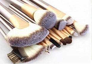 24-Piece Spot Detonating White Makeup Brush Set