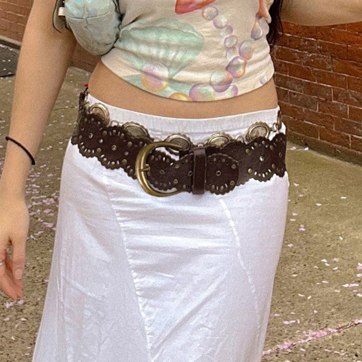 Retro Rivet Wide Female Pin Buckle Belt