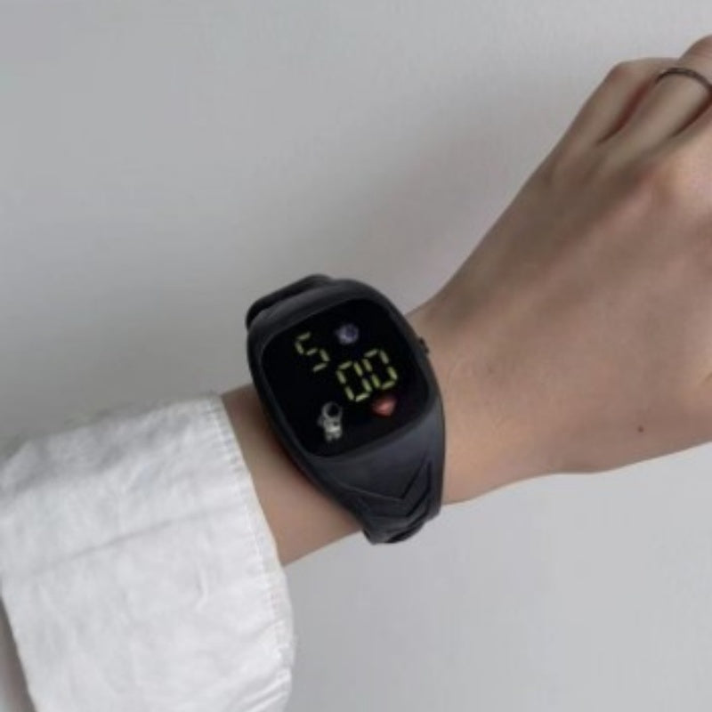 Cool Stylish And Minimalist Smart Electronic Watch For Boys And Girls