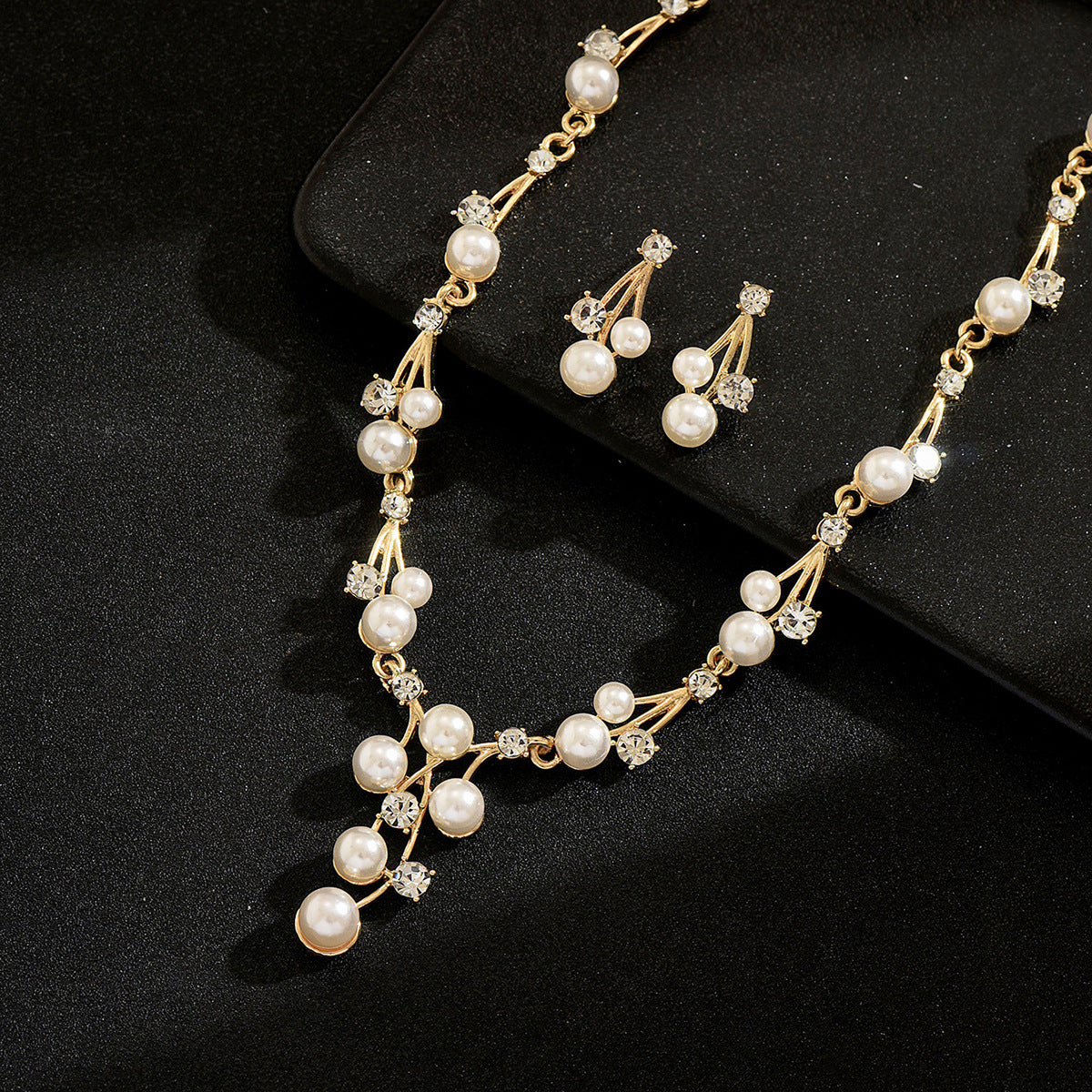 Pearl Necklace Earrings 2Pcs Set Sweater Chain Clavicle Chain Women Jewelry Set For Daily Dating Office Banquet Party Occasions