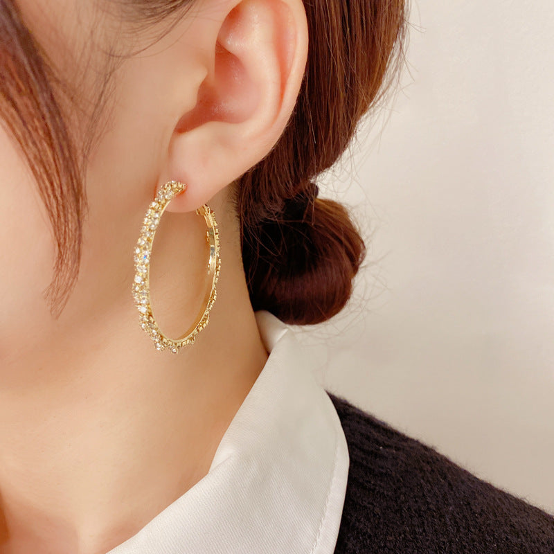 Exaggerated Rhinestone Ear Ring