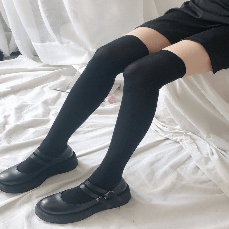 Cute Black White Velvet Warm Long Socks Solid Color Knee High Female Socks Fashion Nylon Stockings For Women