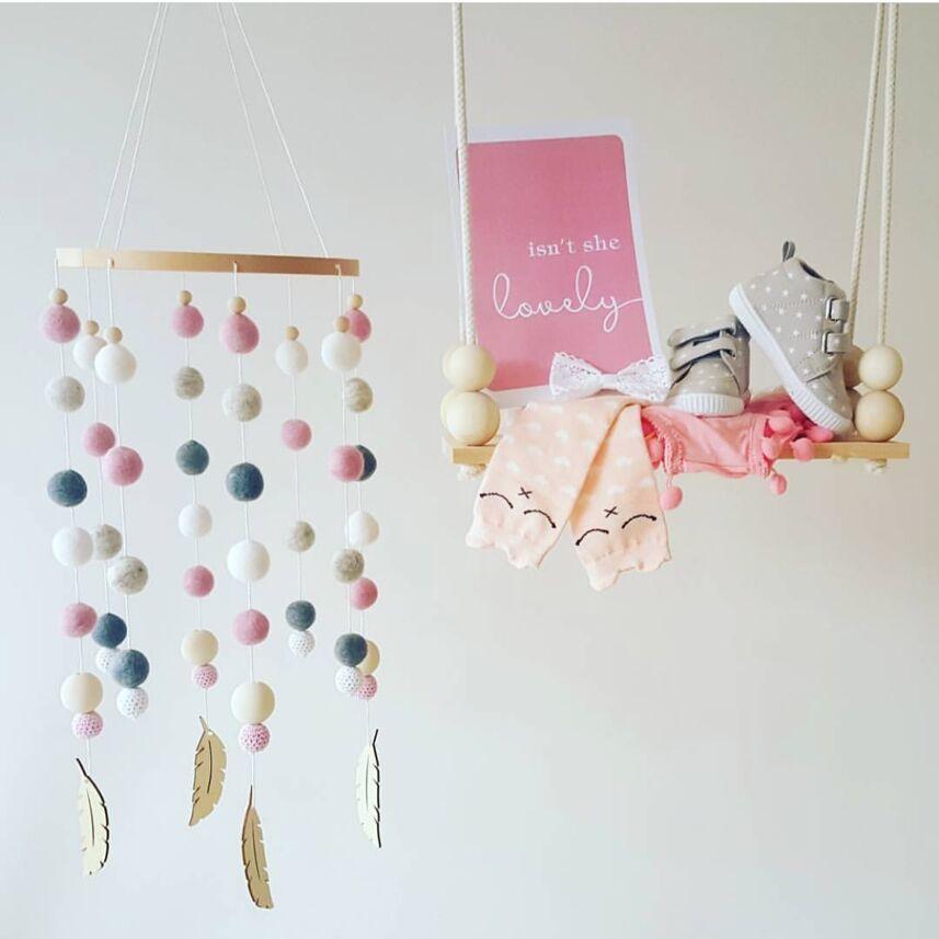 Dream Catcher Decoration Home Wind Chime Bed Bell Children's Girls Room Decor  Newborn Baby Bed Bell Dream Catcher String Pendant Kids Room Decoration Wooden Wind Chime Bed Bell Nursery Crib Bed Bell Baby Bedroom Ceiling Woven Beads Wind Chime