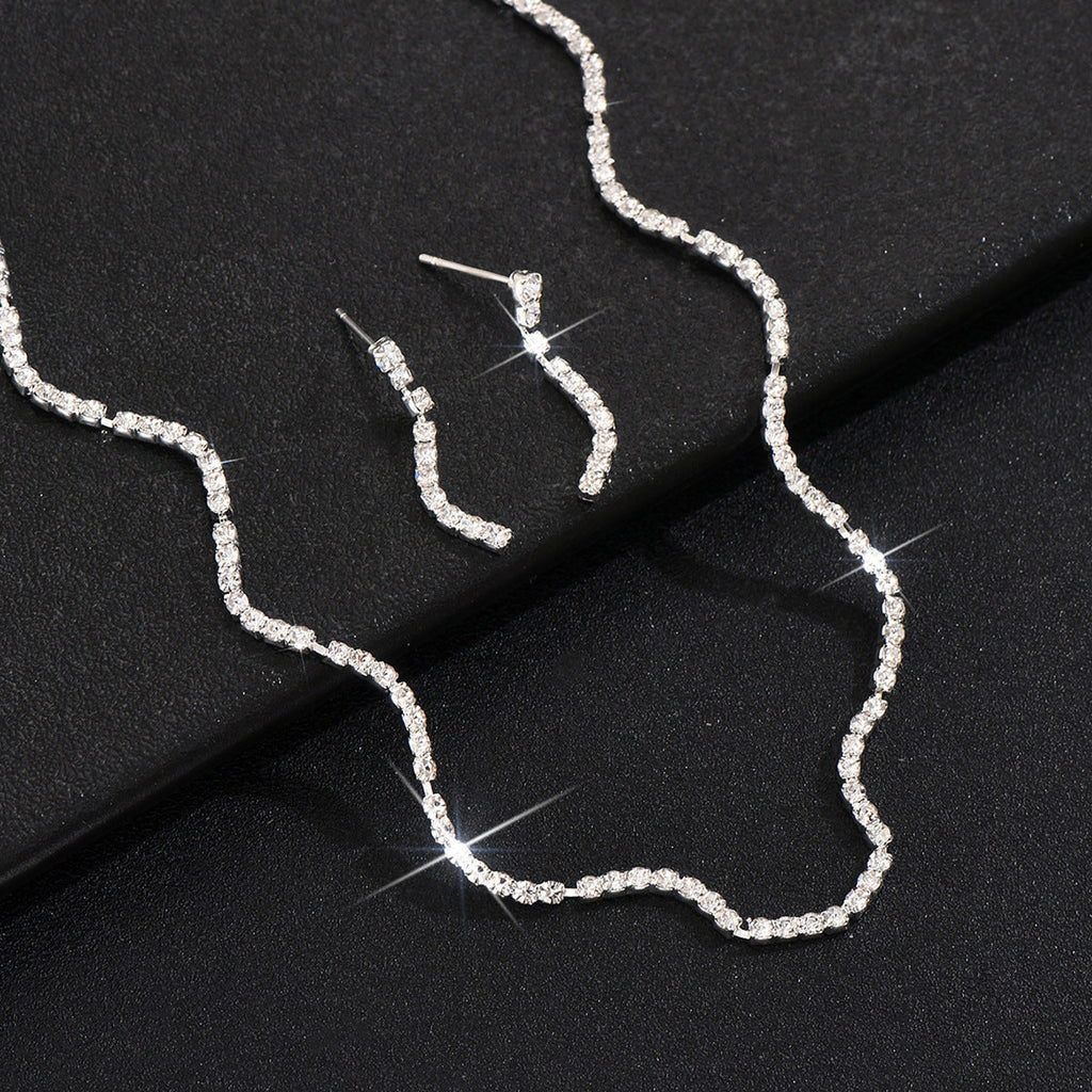 In Stock Supply Bridal Necklace Earrings Suit Simple Shiny Rhinestone Suit Wedding Dress Accessories