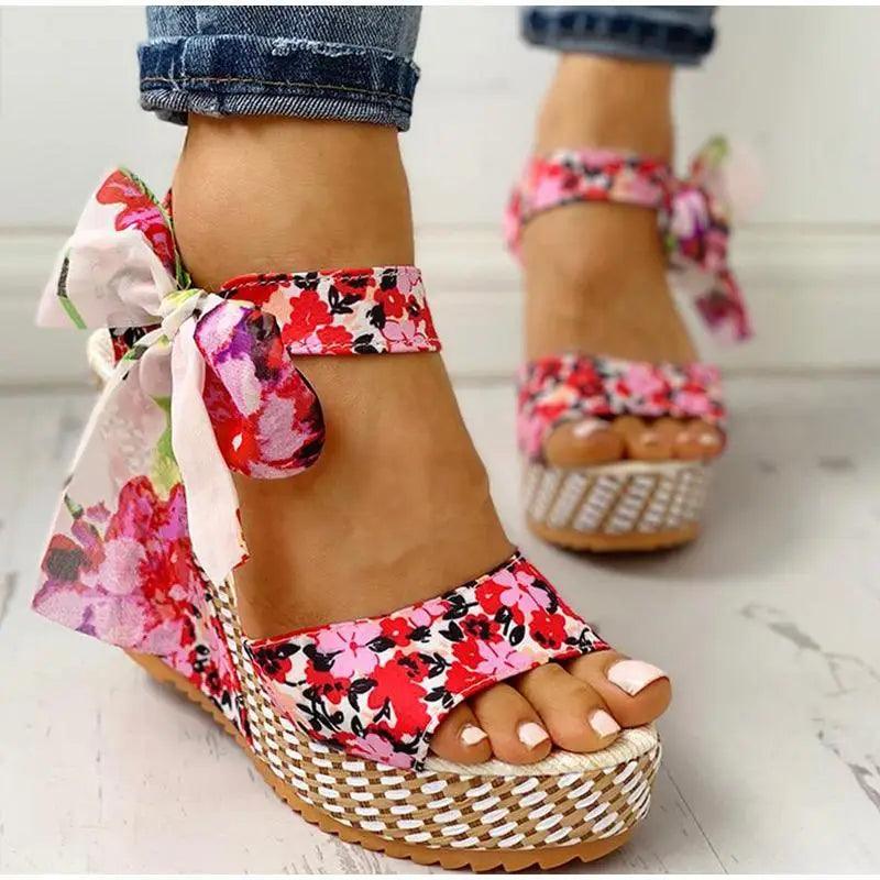 Fashion Women Sandals Luxury Design Elegant High Quality Materials Stylish Womens Summer Sandals