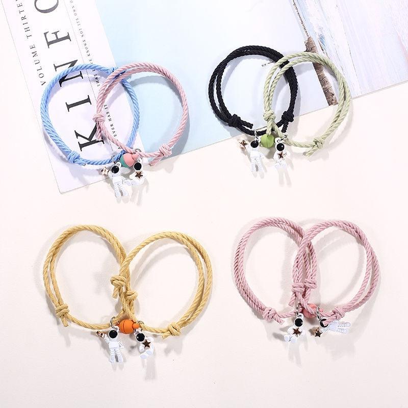 New Magnet Couple Bracelet Star Astronaut Paired Bracelet Attractive Fashion Star Magnetic Bracelets For Couples Jewelry Gifts Set For Couple Bestfriend Girlfriend Boyfriend Women Men