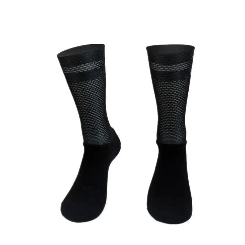 Simple Modern Design Anti Slip Silicone Cycling Socks  For Men Unique  Bicycle Running Socks Lightweight Breathable Sports Socks