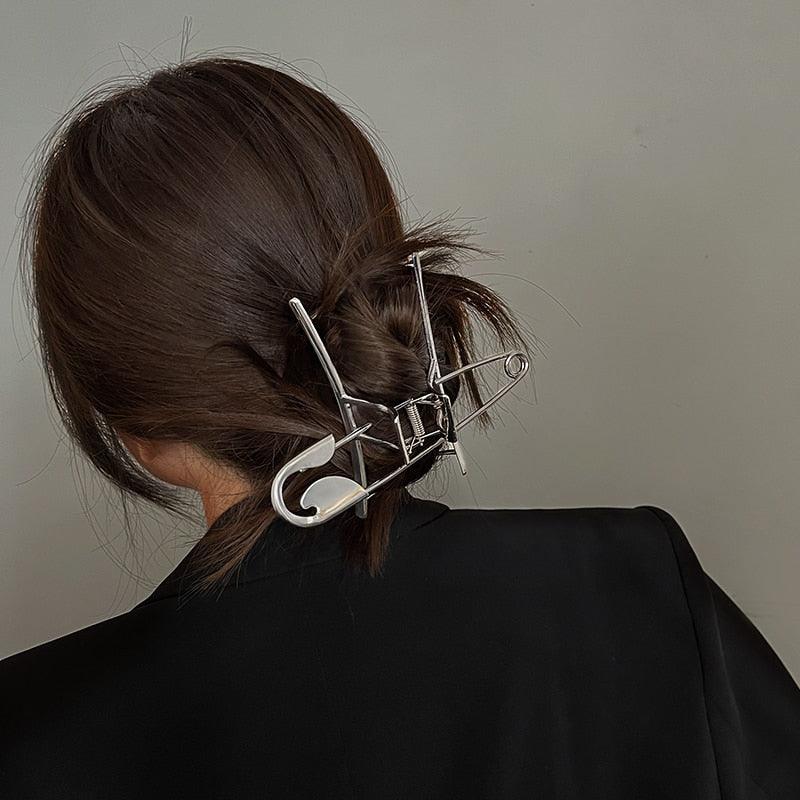 Woman Trendy Silver Pin Minimalist Dainty Design Hair Claws Women Hair Clips Fashion Hairpins Women Hair Accessories Hairgrip Barrettes Headwear